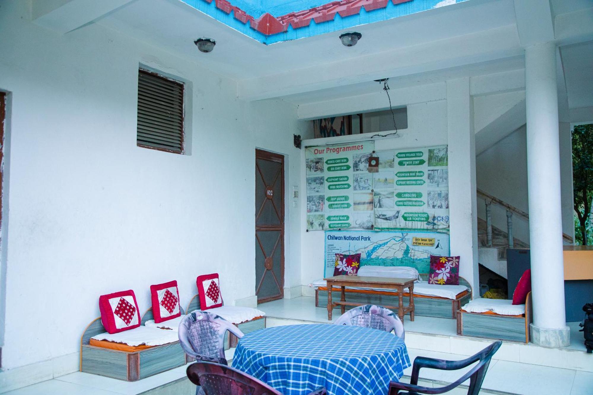 Hotel Shiva'S Dream Sauraha Εξωτερικό φωτογραφία