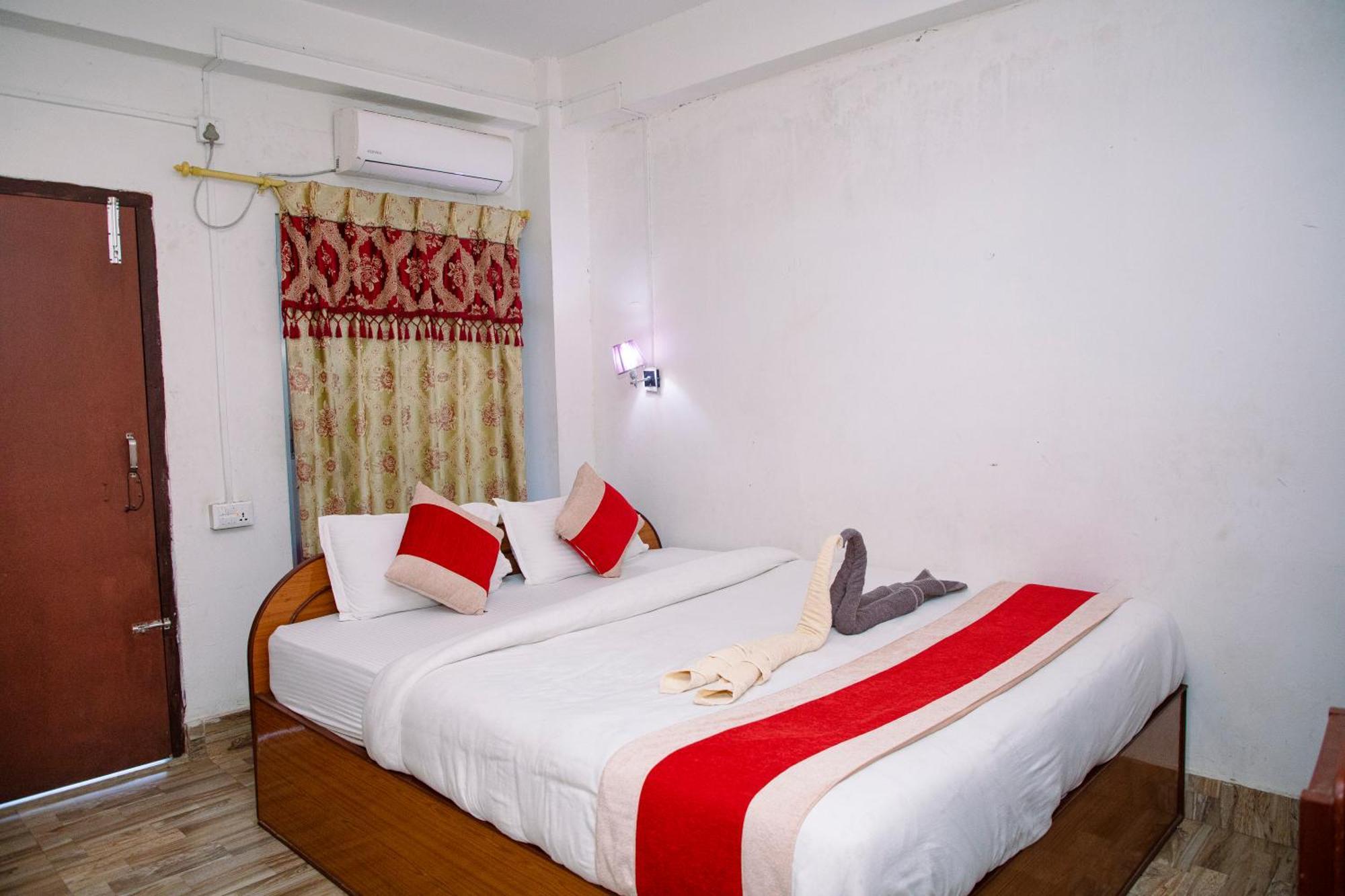 Hotel Shiva'S Dream Sauraha Εξωτερικό φωτογραφία