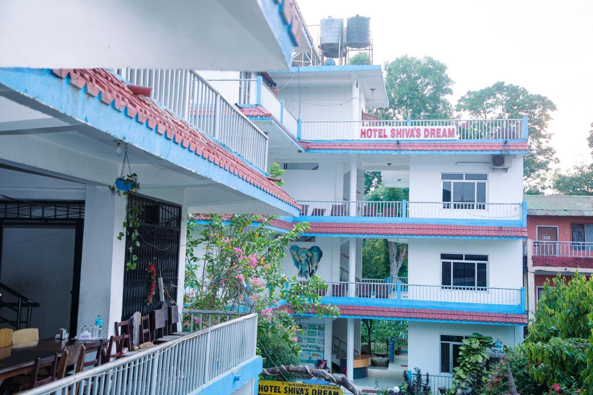 Hotel Shiva'S Dream Sauraha Εξωτερικό φωτογραφία