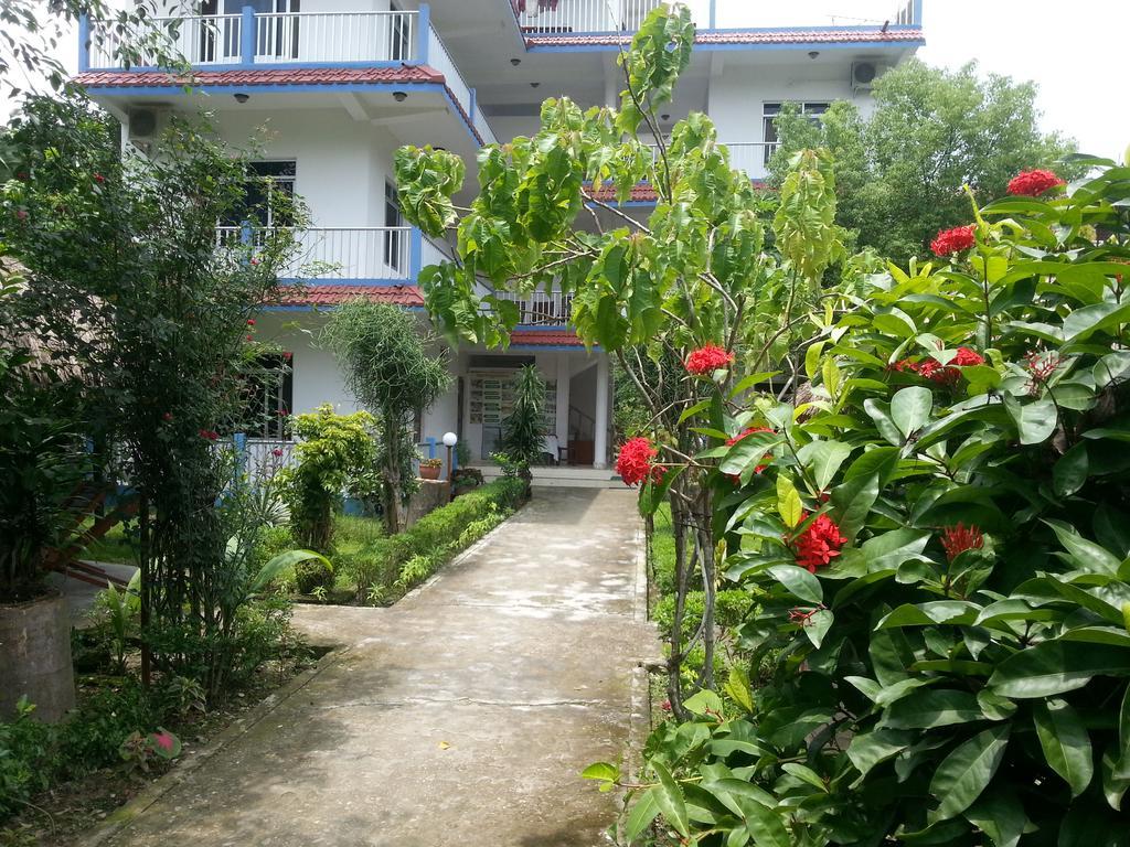 Hotel Shiva'S Dream Sauraha Εξωτερικό φωτογραφία