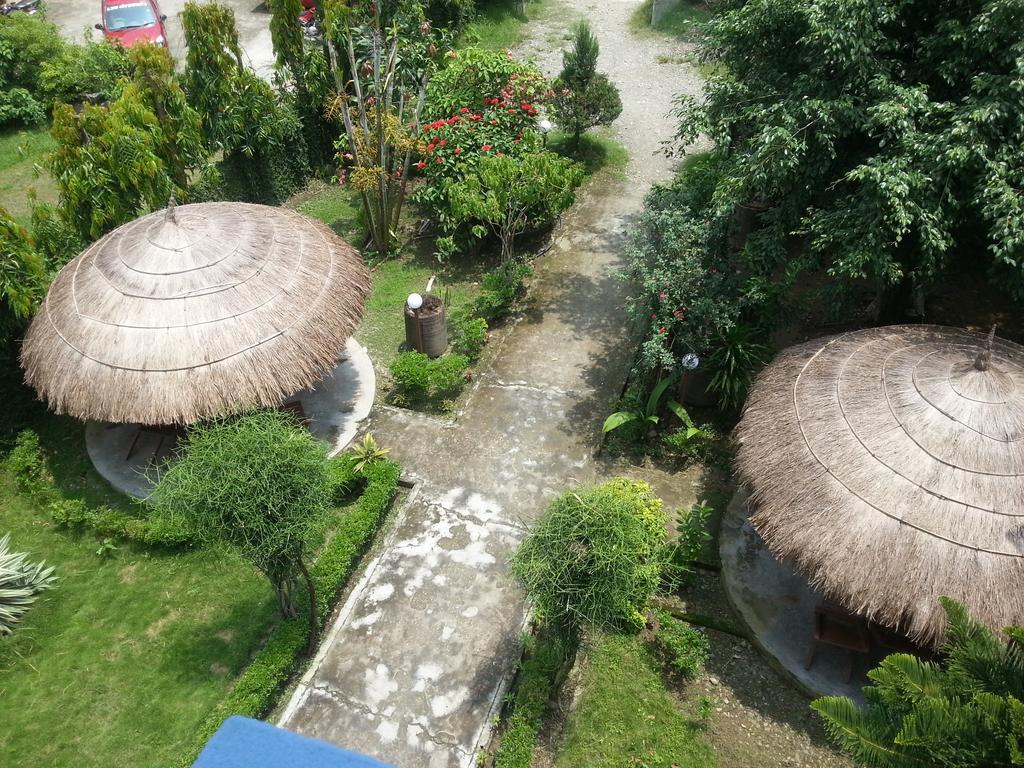 Hotel Shiva'S Dream Sauraha Εξωτερικό φωτογραφία